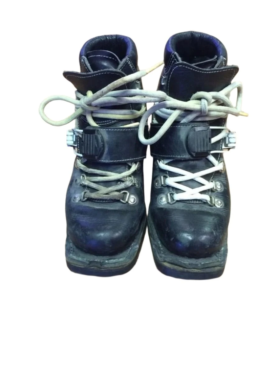 23.5 Fabiano Leather 3-Pin Telemark Boots - Used 3 23.5 Fabiano Leather 3-Pin Telemark Boots - Used