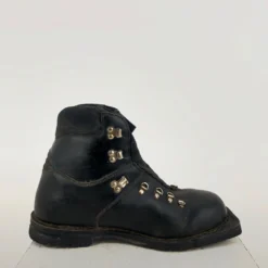 10.5 Merrell Leather Boots (Used) 10 10.5 Merrell Leather Boots (Used) -Rottefella Sales Shop IMG 0687 scaled