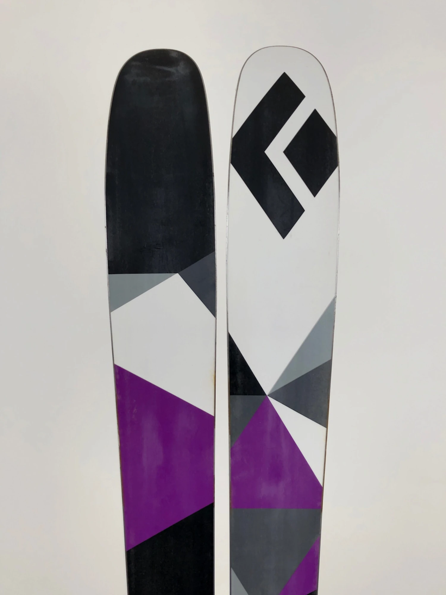 165cm Black Diamond Amperage W/ Black Diamond O1 Sm Freeflex (Used) 7 165cm Black Diamond Amperage W/ Black Diamond O1 Sm Freeflex (Used) - Image 5