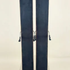 184cm 4FRNT Raven W/ 22 Designs Outlaw X Sm W/ Skins (Used) -Rottefella Sales Shop IMG 1970 69854dee c769 4c68 bf22 79b106eaf3b9 scaled