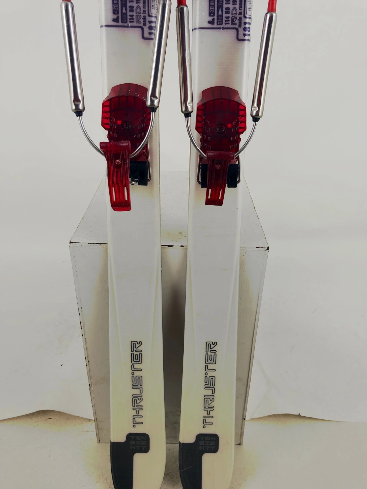 181cm Salomon Thruster W/ Rottefella Cobra Lg W/ Skins (Used) 6 181cm Salomon Thruster W/ Rottefella Cobra Lg W/ Skins (Used) - Image 4