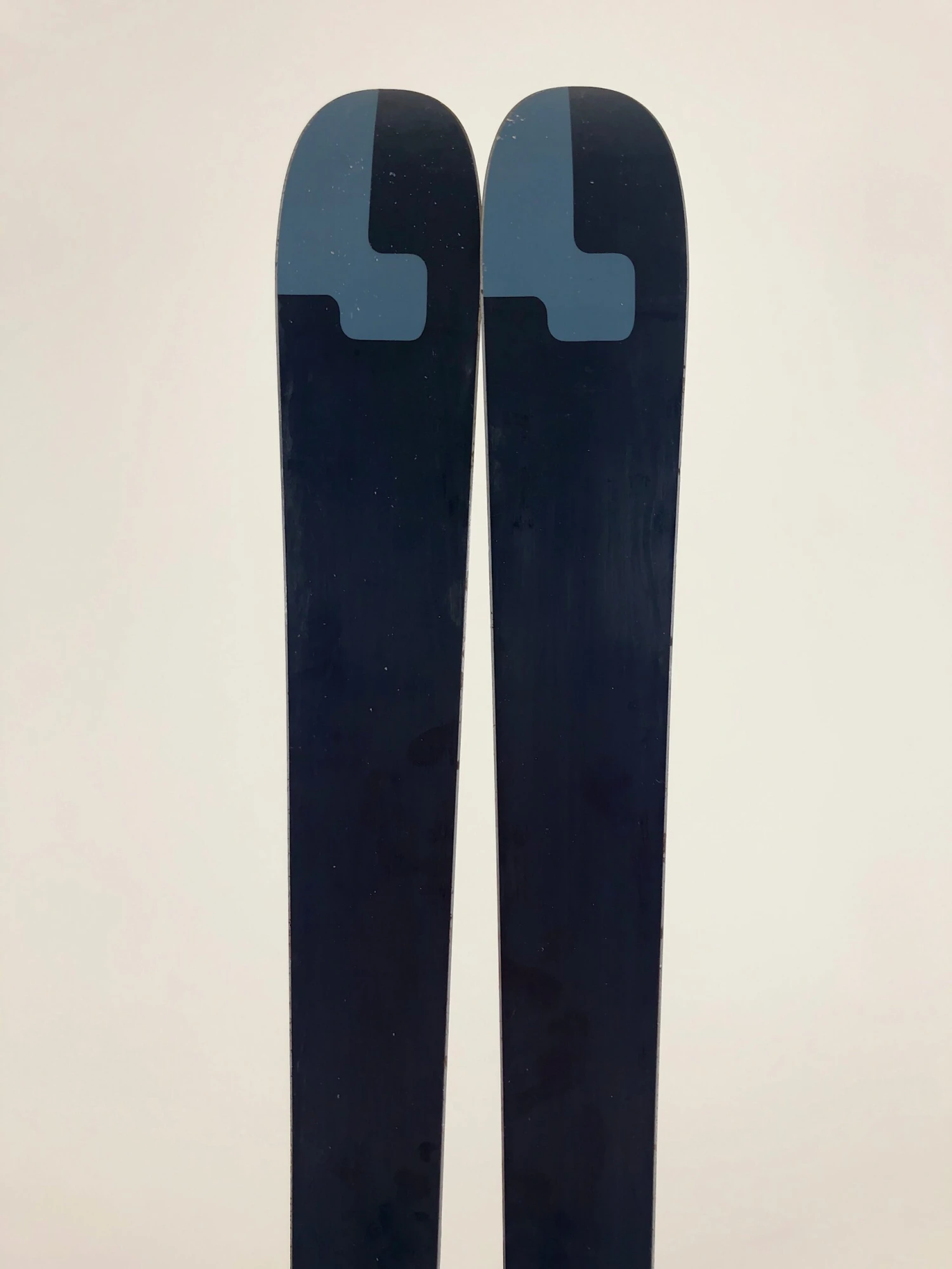 181cm Salomon Thruster W/ Rottefella Cobra Lg W/ Skins (Used) 7 181cm Salomon Thruster W/ Rottefella Cobra Lg W/ Skins (Used) - Image 5