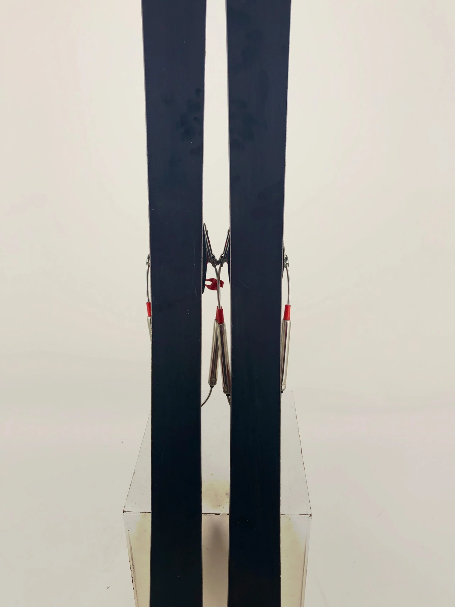 181cm Salomon Thruster W/ Rottefella Cobra Lg W/ Skins (Used) 8 181cm Salomon Thruster W/ Rottefella Cobra Lg W/ Skins (Used) - Image 6