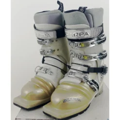23.5 Scarpa T1 (Used)